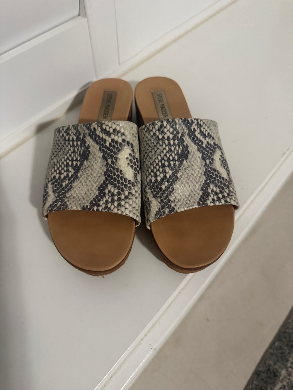 Steve Madden snake print slides size 7.5